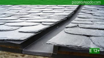 Somos especialistas del Bierzo en tejados de pizarra y colocación de tejados de zinc con amplia experiencia.