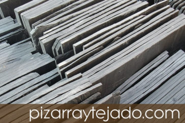 Pizarra para cubiertas y tejados. Venta y colocación de pizarra natural.