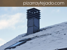 Nieve en cubierta de pizarra.