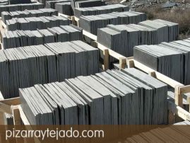Amplio stock de pizarra para tejados y cubiertas.