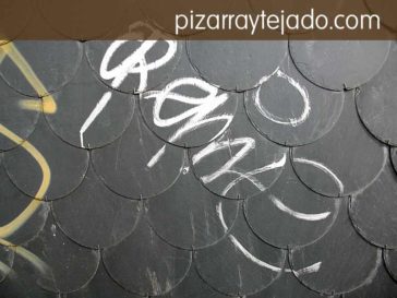 Limpieza de graffitis sobre pizarra natural. Pizarra con tratamiento antigraffiti.
