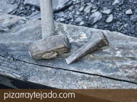 Piedra de Pizarra Natural. Origen León. Fabricación manual de piezas de pizarra.