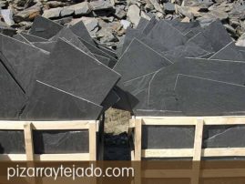 Venta de excelente pizarra natural formato irregular. Pizarra en rama. Pizarra granel.