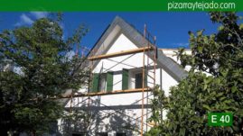 Precioso remate de pizarra en cubierta de pizarra Madrid. Cerceda (Moralzarzal). Pizarra E40 Alta Montaña. Pizarra para Sierra de Madrid.