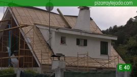 Rastrelado doble para colocación de pizarra en cubierta Madrid. Cerceda (Moralzarzal). Tejado alpino. Bonita cubierta pizarra natural en Madrid (Cerceda, Moralzarzal). Pizarra E40 Alta Montaña. Pizarra del Bierzo (León).