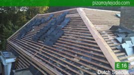 Colocación de pizarra natural E16 Dutch Special. Holland leien dak. Cubierta de pizarra E16 Dutch Special. Leien dak plaatsen België.
