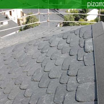 Especialistas en tejados de pizarra granel redondeada y tejado de zinc. Colocación de tejados de ZINC y PIZARRA. Expertos montadores de zinc.