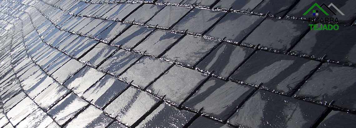 Colocación de pizarra en tejados, suelos, fachadas y cubiertas. Pizarra natural de León. Spanish natural slate.